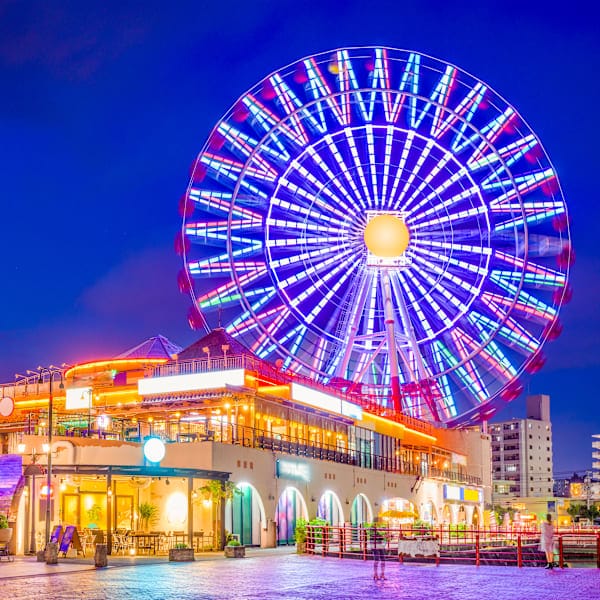 Tokyo to Okinawa: Zwischen Skyline & Sonneninsel